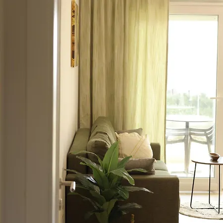 Duje Toni アパート マカルスカ